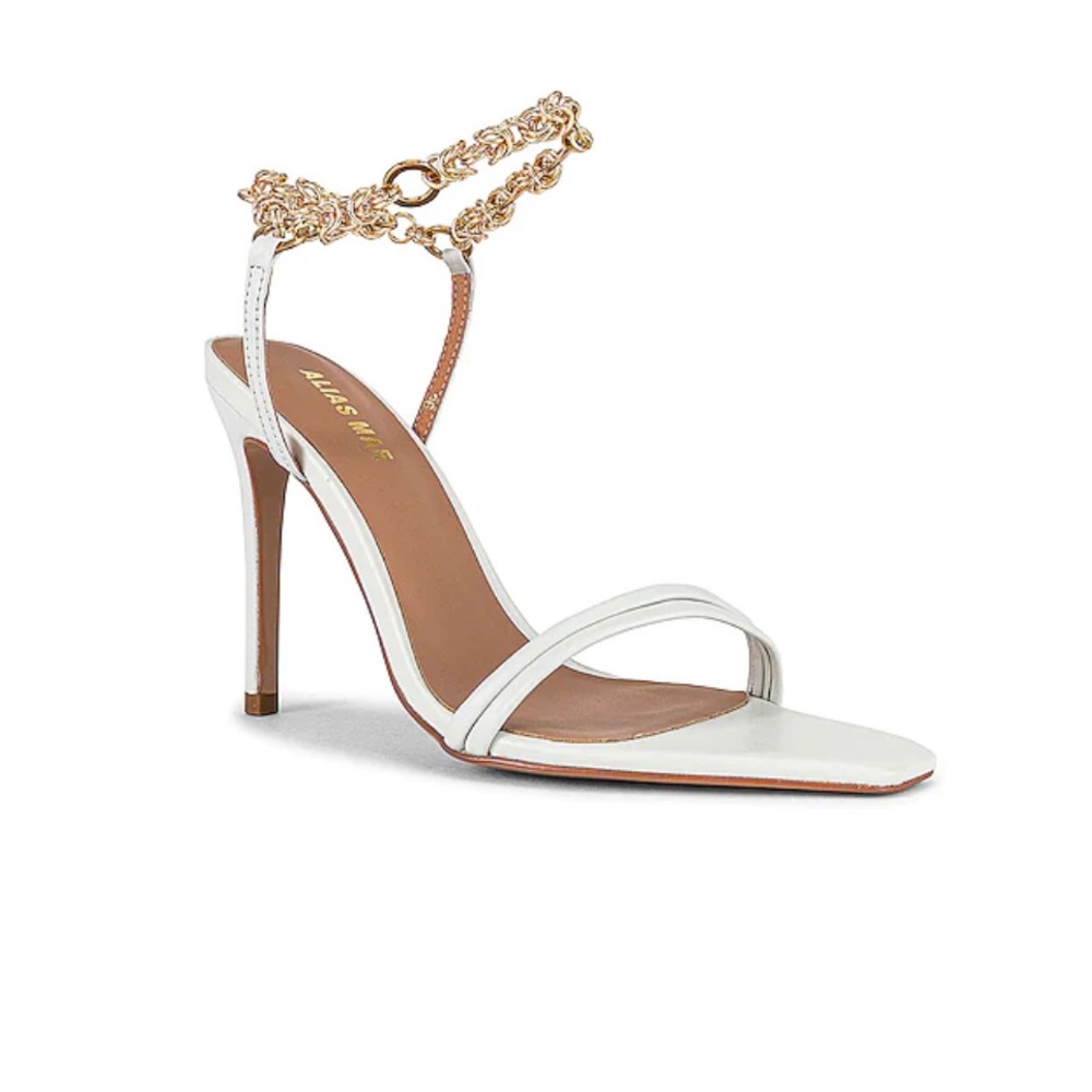 Alias Mae White 2inch Heels